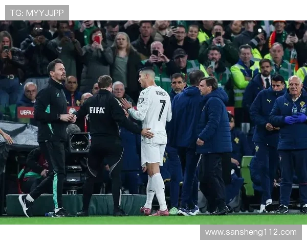 波兰vs葡萄牙巅峰对决直播:C罗领衔激战欧洲杯预选赛 波兰vs葡萄牙巅峰对决直播:C罗领衔激战欧洲杯预选赛